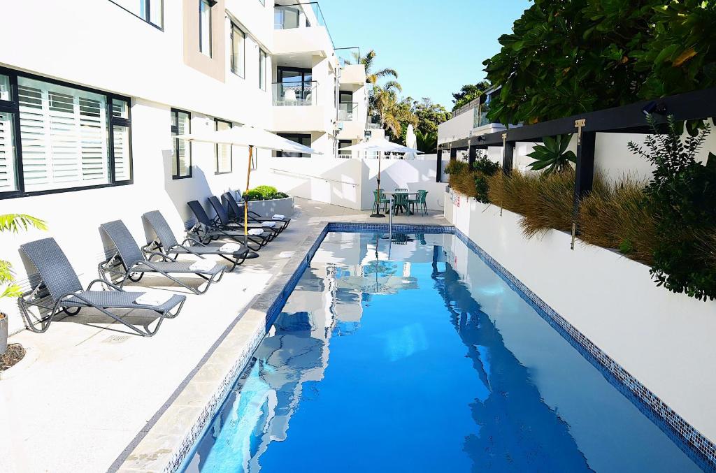 Belle Mer Beachfront Apartments - Self Serviced - Resim 7