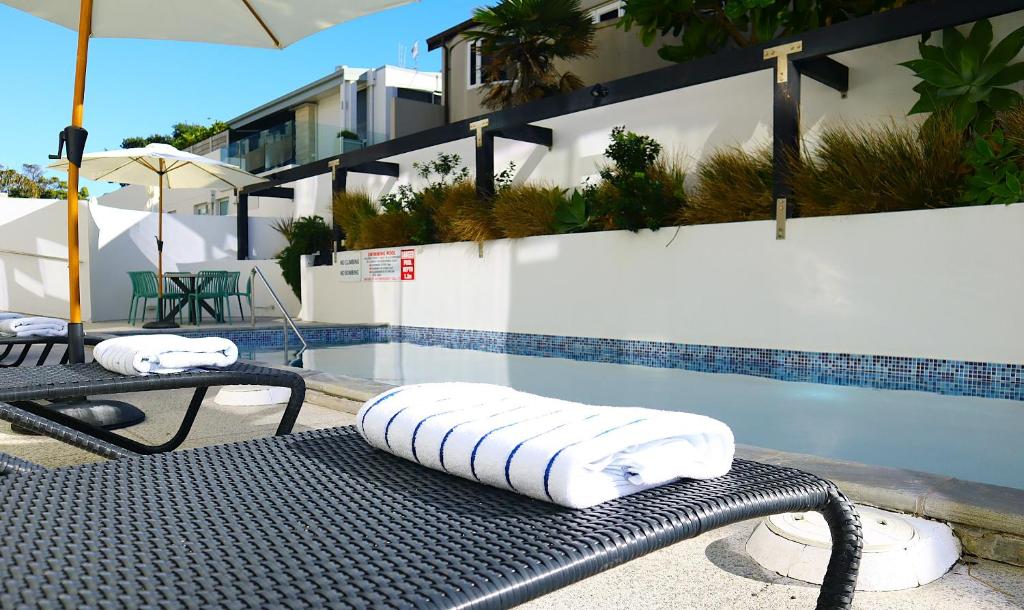 Belle Mer Beachfront Apartments - Self Serviced - Resim 9