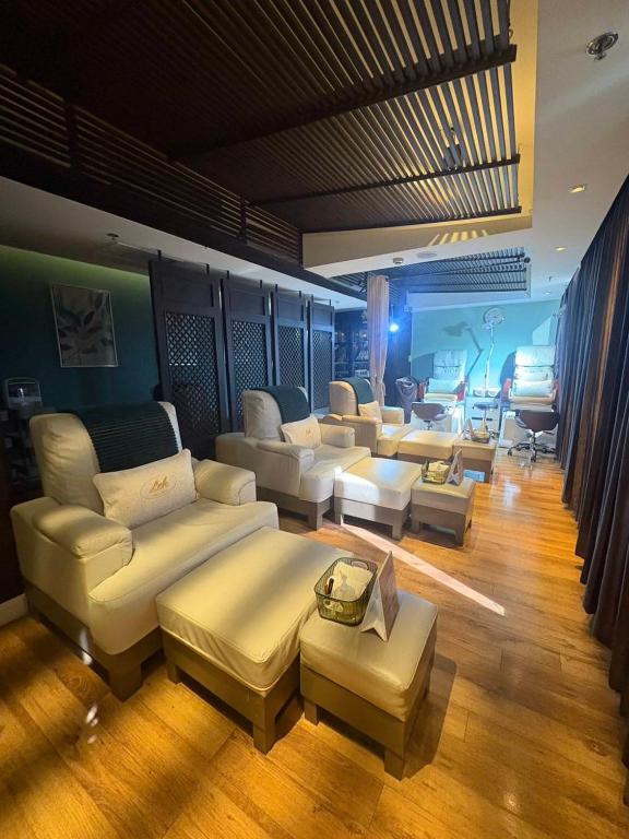 The Quarter Hualamphong by UHG - Resim 19