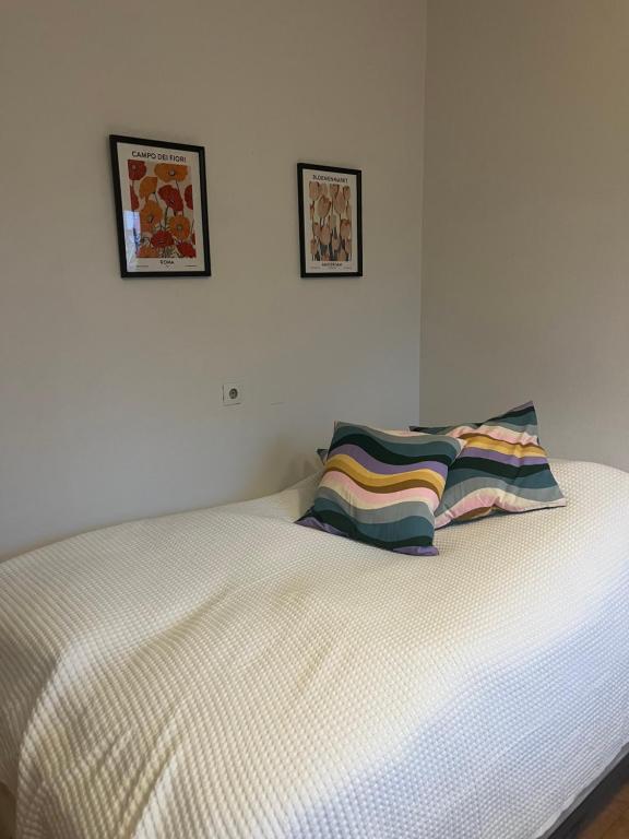 Llit o llits en una habitació de Home in Eyrarbakki
