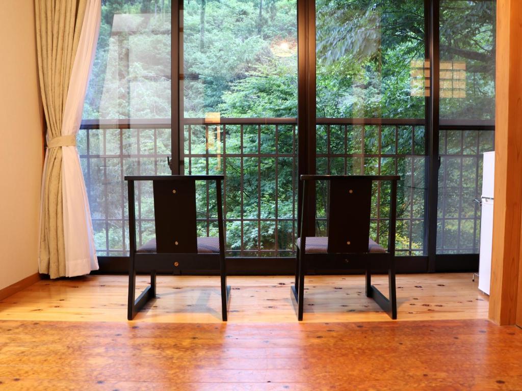 Balkón nebo terasa v ubytování 山川温泉 小杉庵