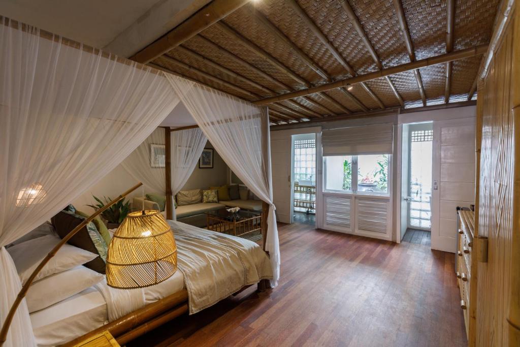 Bloomfield Umalas - 19