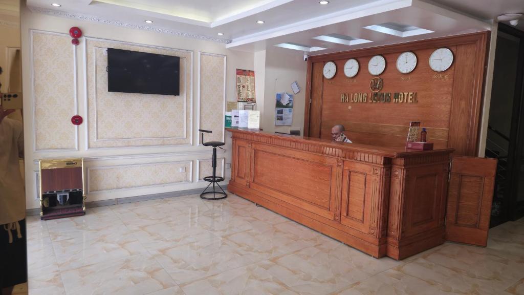 una sala con aversión para en Ha Long Lotus Hotel, en Ha Long
