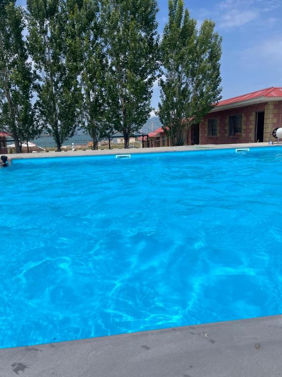 Bazén v ubytování Cascade Resort Sevan nebo v jeho okolí