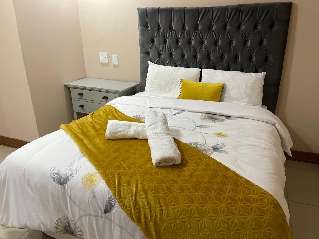 Ένα ή περισσότερα κρεβάτια σε δωμάτιο στο Private Room with patio 2