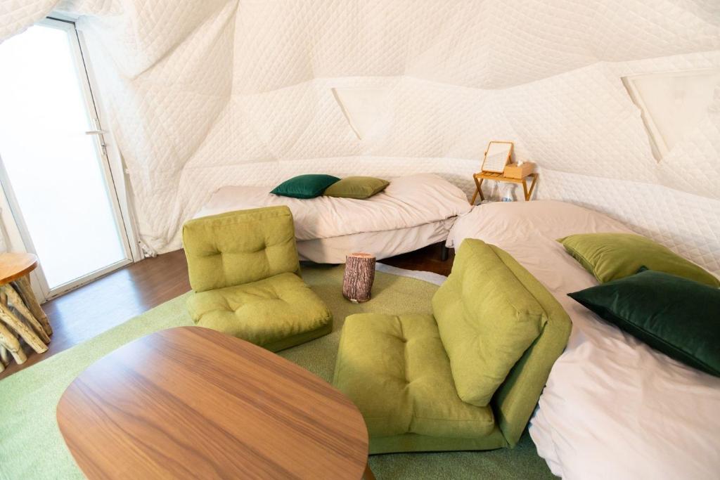 Posezení v ubytování Nagano GLAMPINGBASE enCamp
