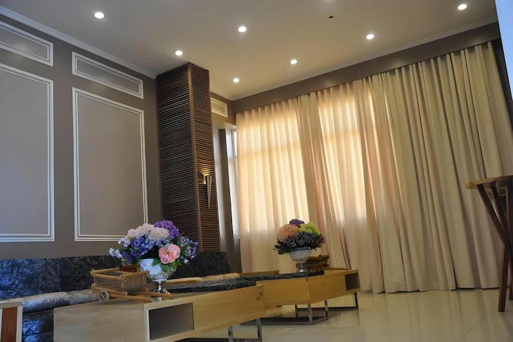 Posezení v ubytování Hotel Lapira Vigan