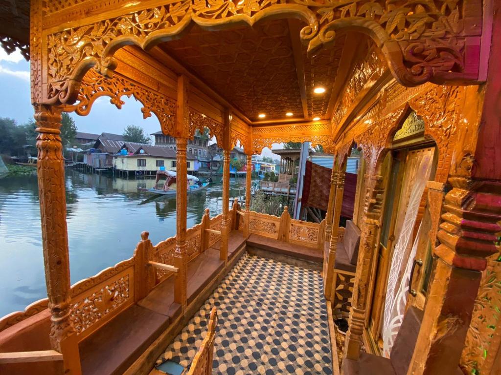 New Golden Rose Group Of Houseboats, Srinagar (updated prices 2026)