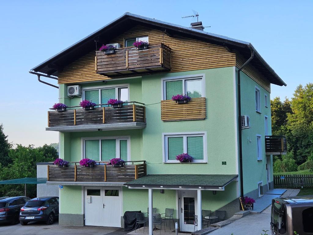 Budova, kde se apartmán nachází