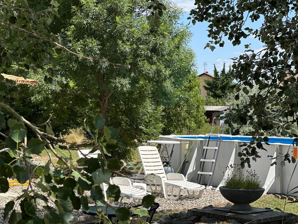 Zahrada ubytování Apartman sa jakuzijem
