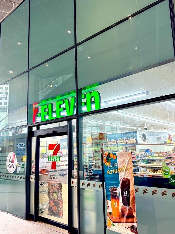 The Quarter Ratchayothin by UHG - Resim 14