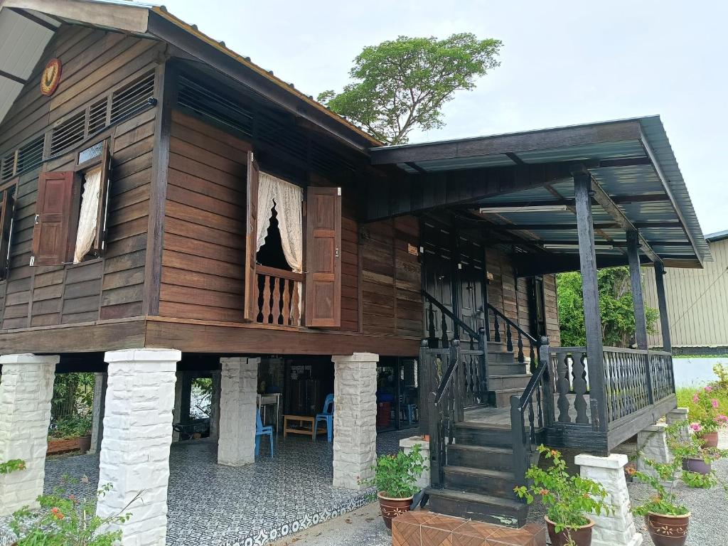 Budova, kde se kapslový hotel nachází