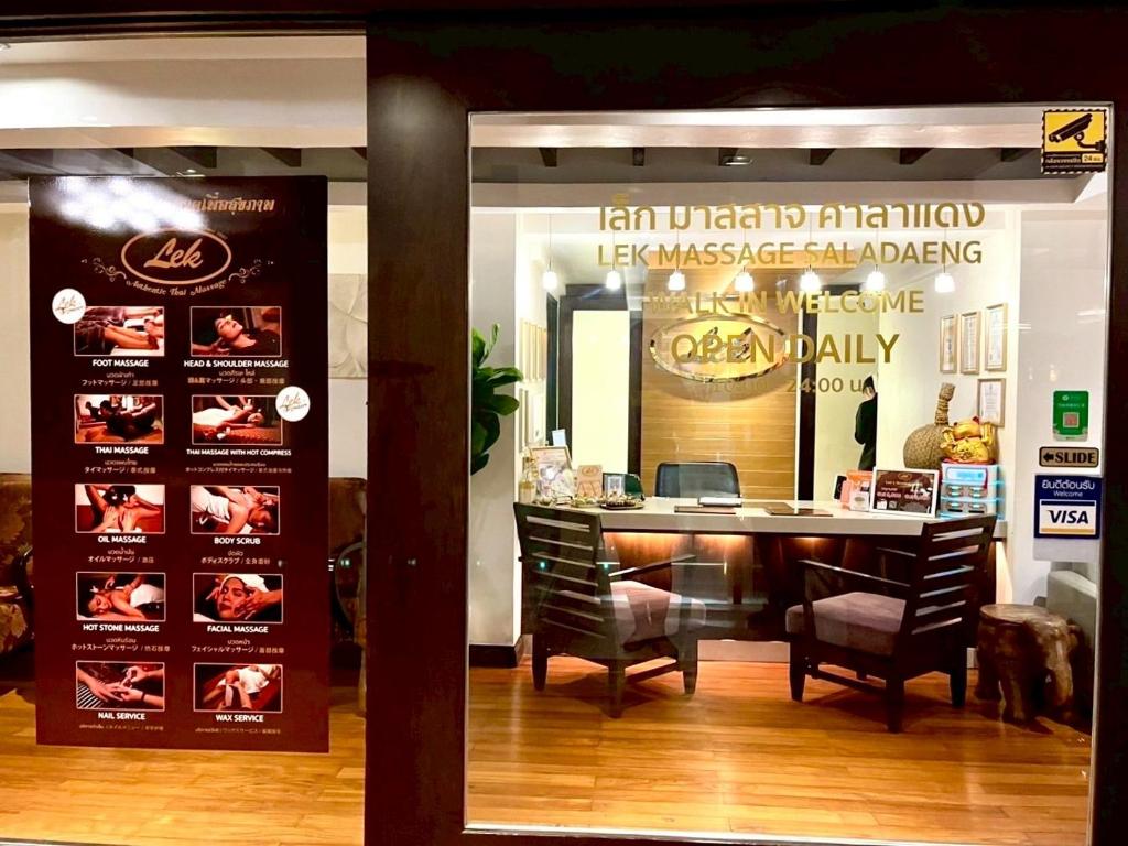 The Quarter Saladaeng by UHG - Resim 19