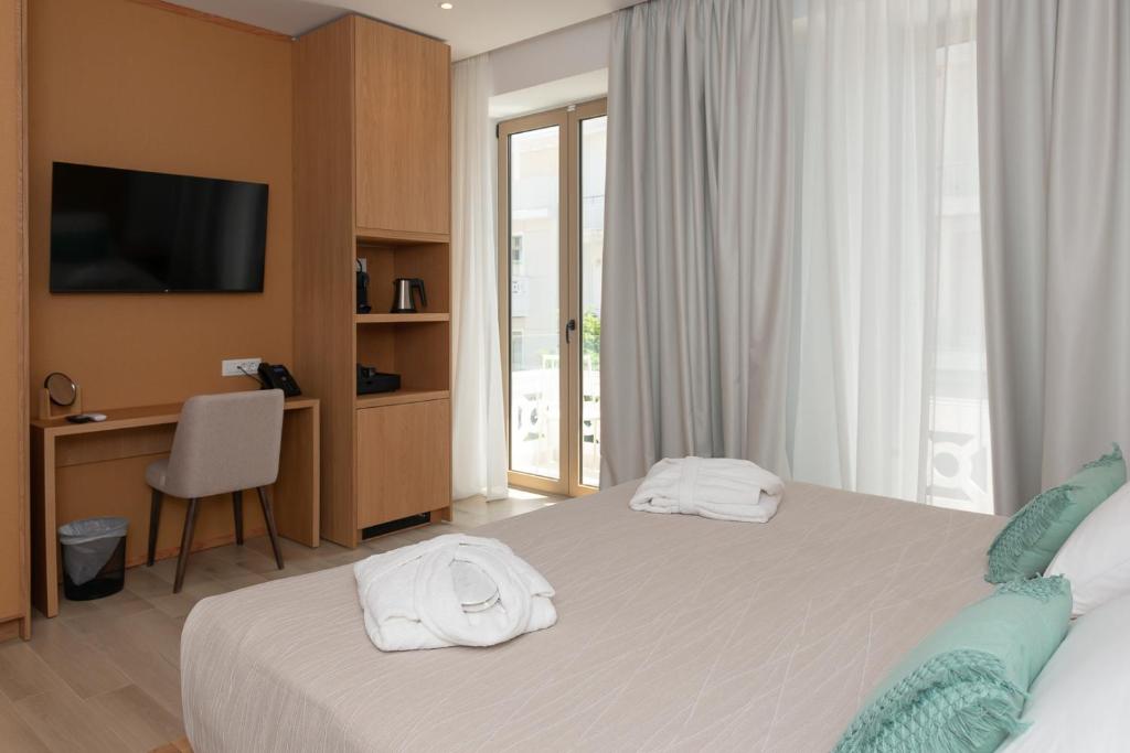 The 12th City Hotel - 9