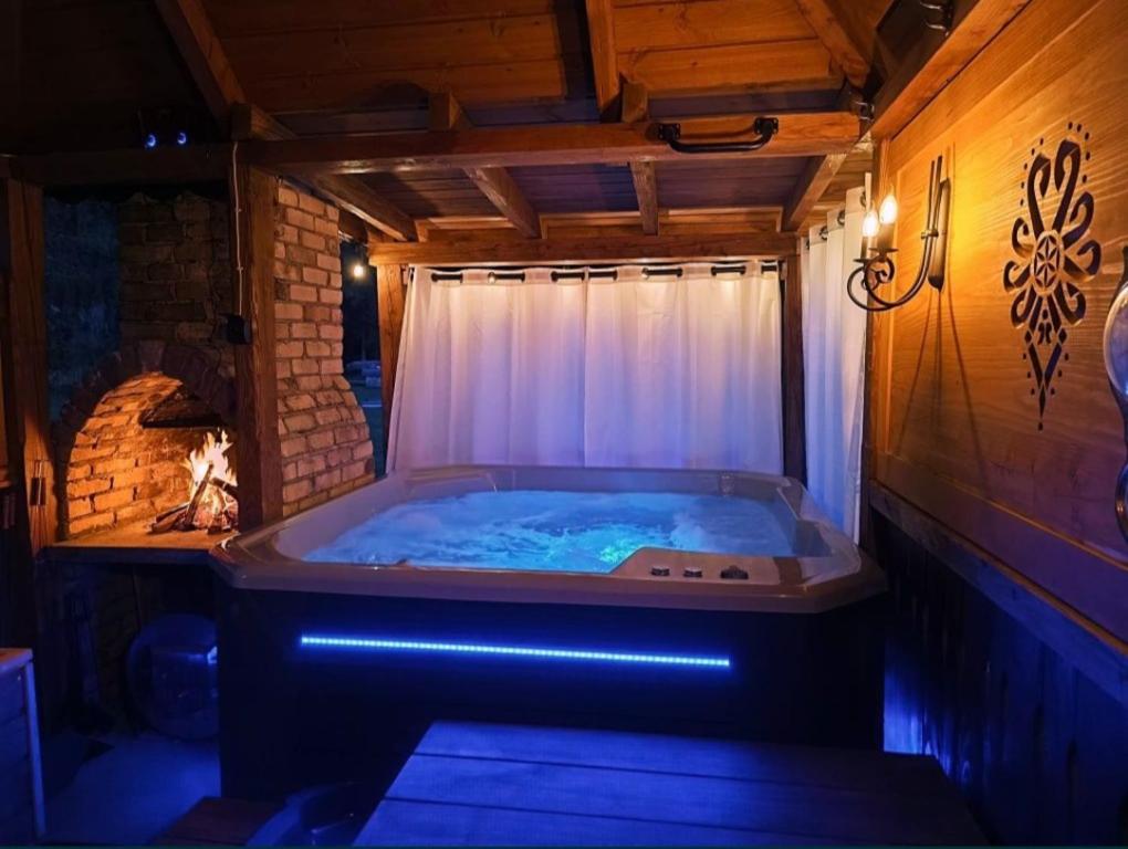 Φωτογραφία από το άλμπουμ του W sercu Małych Pienin - domek z jacuzzi σε Szczawnica