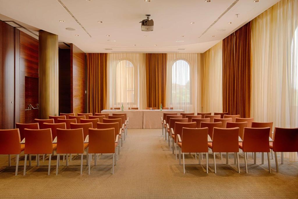 Konferenční prostory v ubytování NH Siena