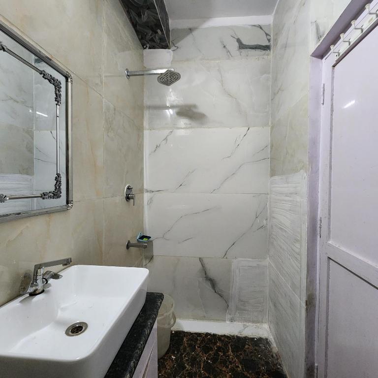 Koupelna v ubytování HOTEL ROYAL AFGHAN