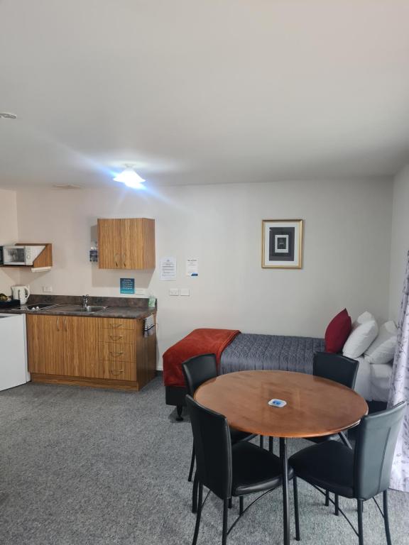 Kuchyň nebo kuchyňský kout v ubytování Arran Motel