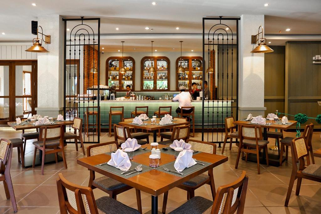 Restaurace v ubytování THE 1O1 Jakarta Sedayu Darmawangsa
