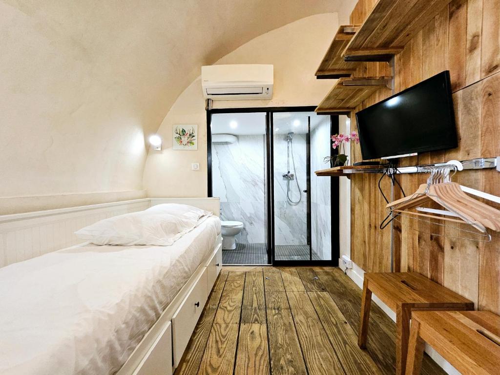 La Studette Bain - Studio au coeur du vieil Antibes