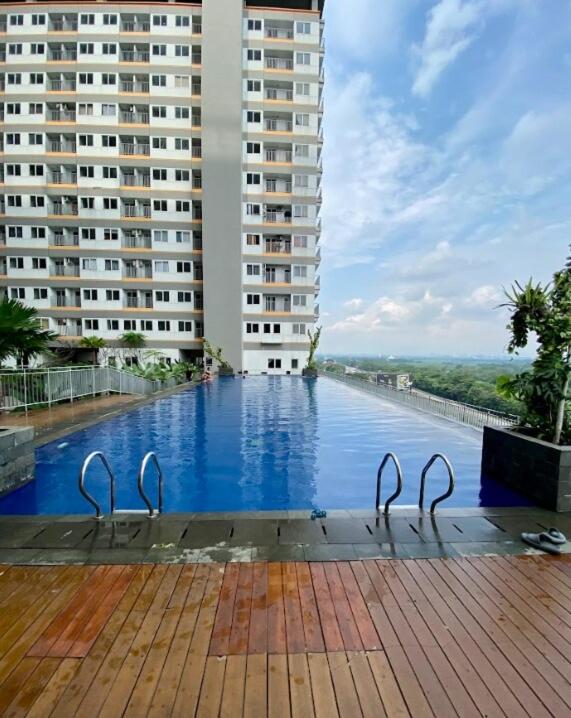 Fotografie z fotogalerie ubytování Apt Royal Sentul Park Compact Studio v destinaci Bogor