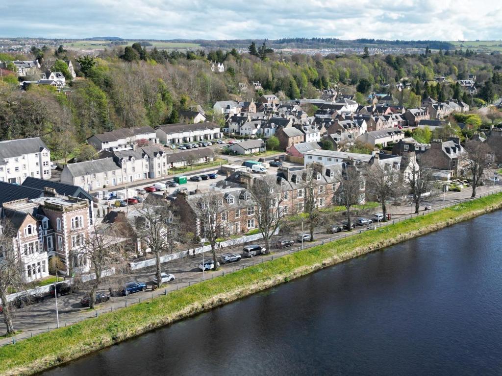 Glen Mhor Hotel at Uile-bheist 'Brewstillery' - Resim 4