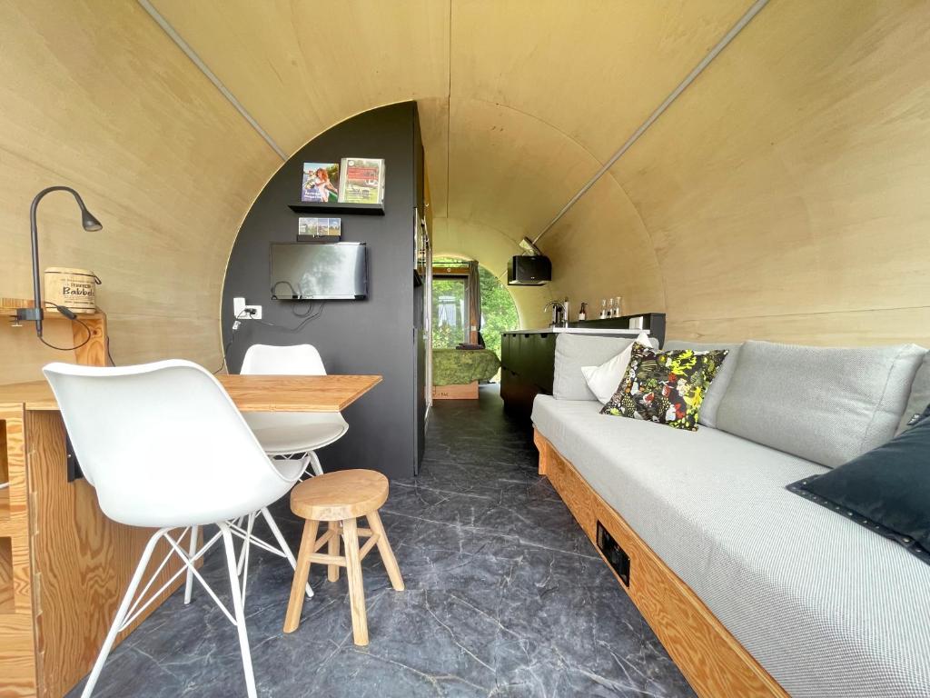 Istumisnurk majutusasutuses Eco-lodge locatie De Boergondier