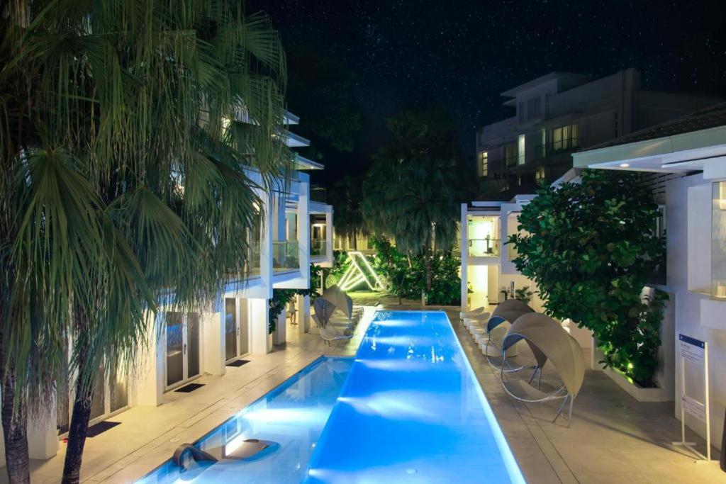 Bazén v ubytování Astoria Boracay nebo v jeho okolí