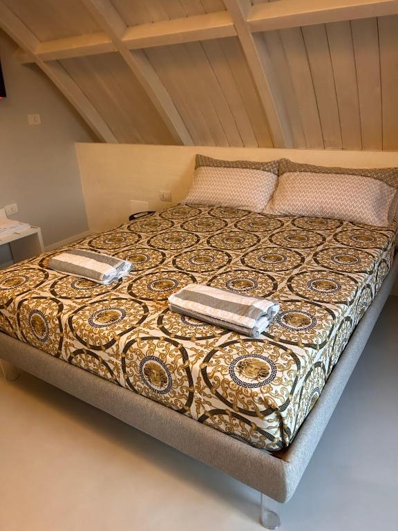 Suite Panoramic Attico con Jacuzzi Privata