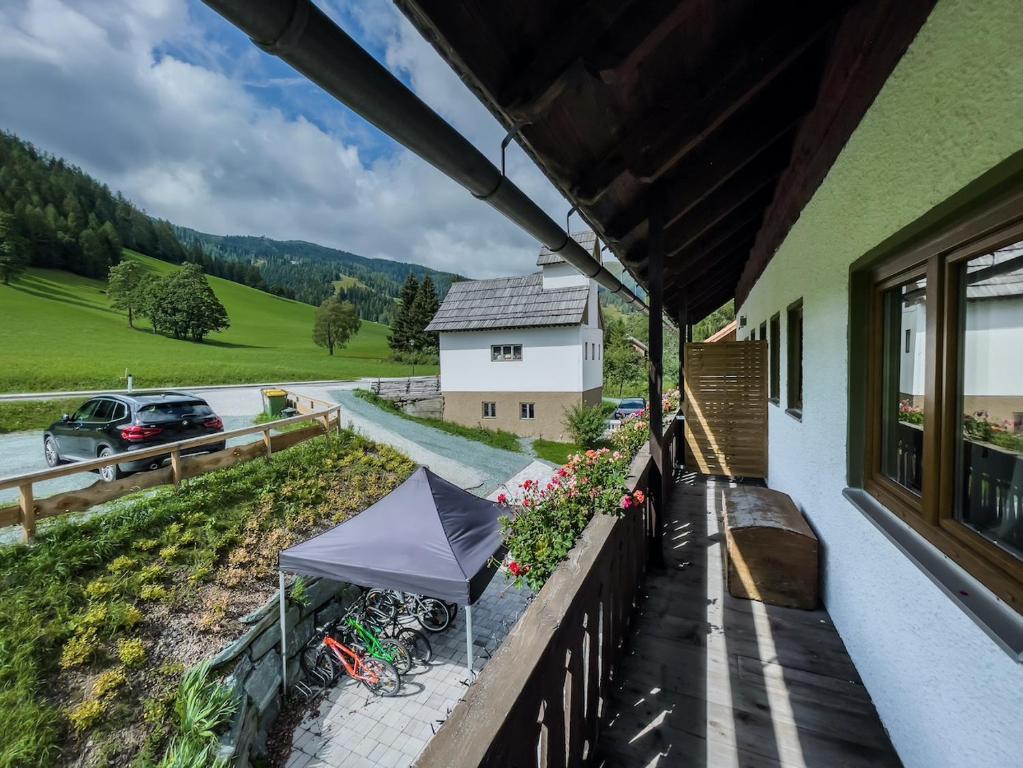 Nespecifikovaný výhled na hory nebo výhled na hory při pohledu z ubytování v soukromí