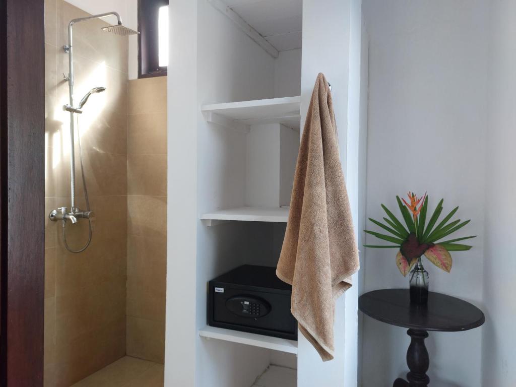 The Secret Guesthouse - 16