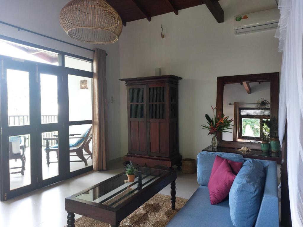 The Secret Guesthouse - 15