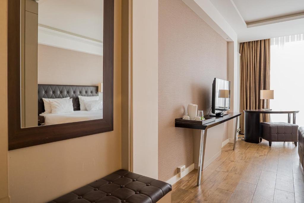 Homaris West Side - Resim 16