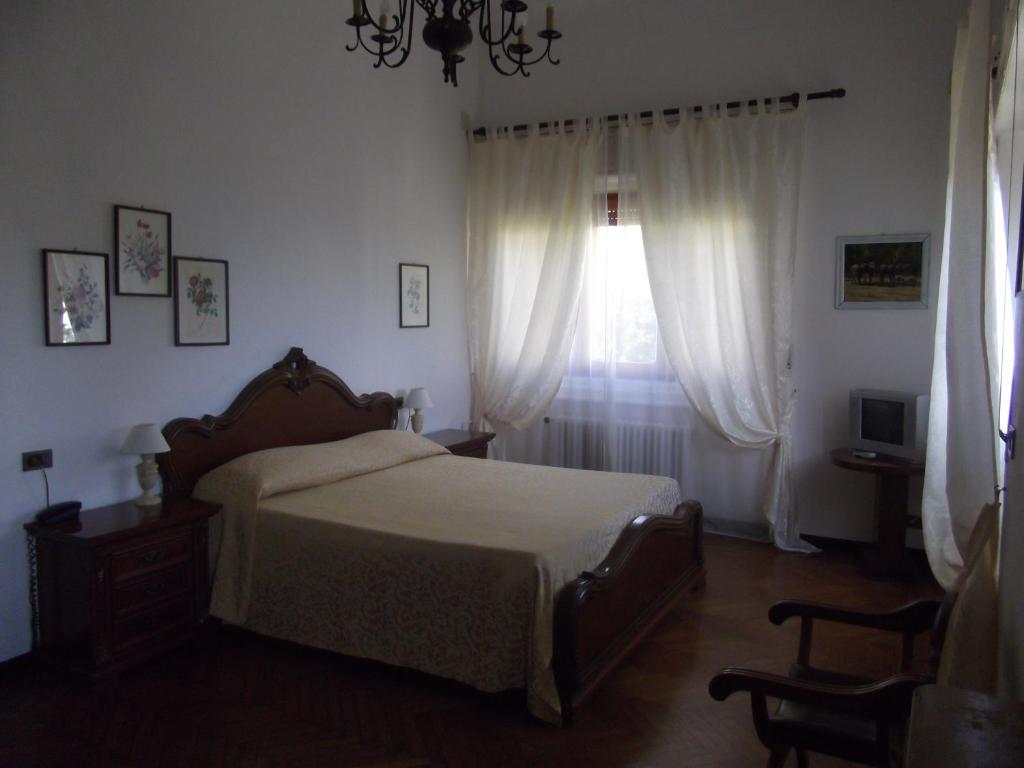 Hotel La Vela-Castello Il Rifugio - Standard Triple Room With Sea View
