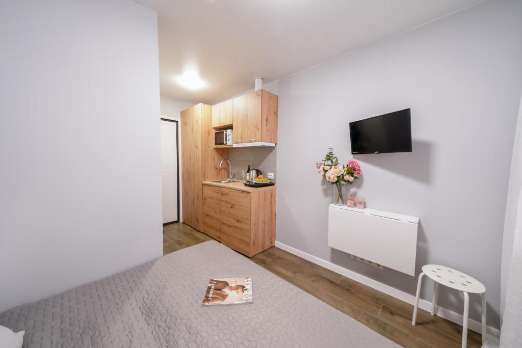 MYFREEDOM nepodalik metro VOKZALNA, pershyi poverkh Apartments photo 4