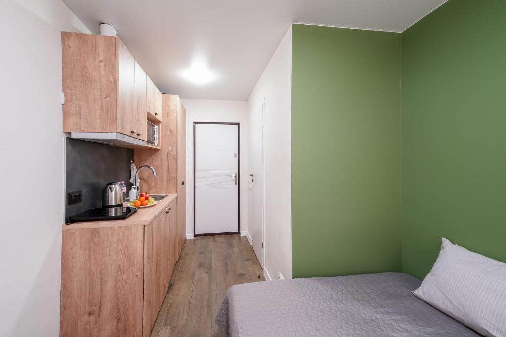 MYFREEDOM nepodalik metro VOKZALNA, pershyi poverkh Apartments photo 6