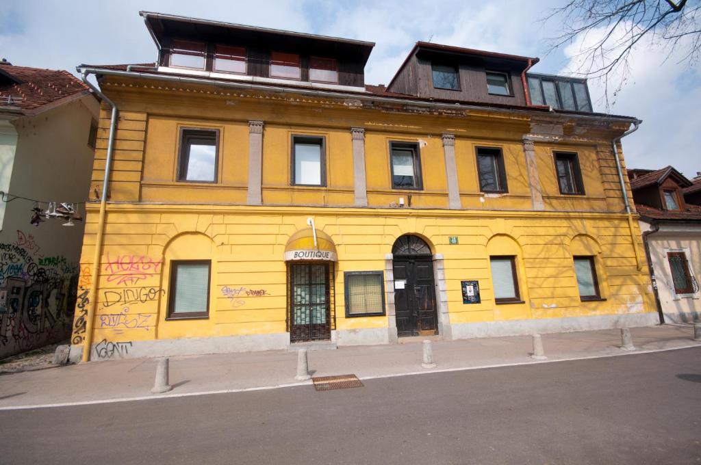 Budova, kde se penzion nachází