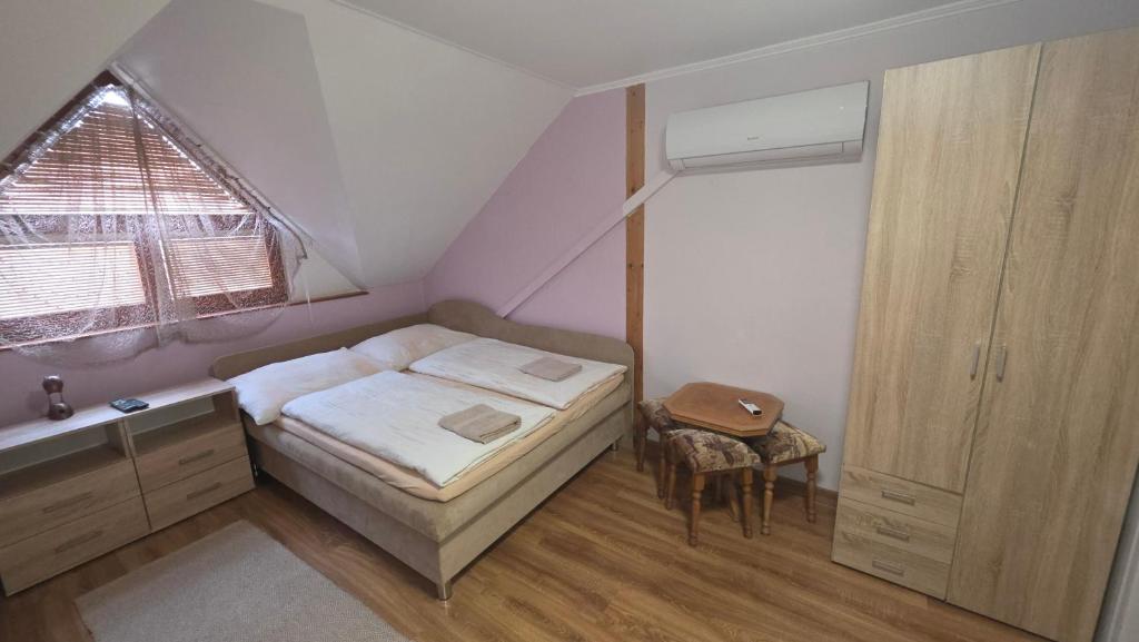 Penzión Korzo - Classic Quadruple Room