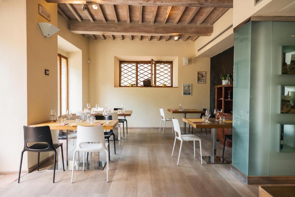 Posezení v ubytování Rocca d'Orcia Suites and Villas