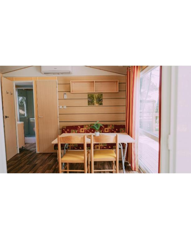 Nice Camps - Lloret de Mar - Elena Grand Confort (5 People)