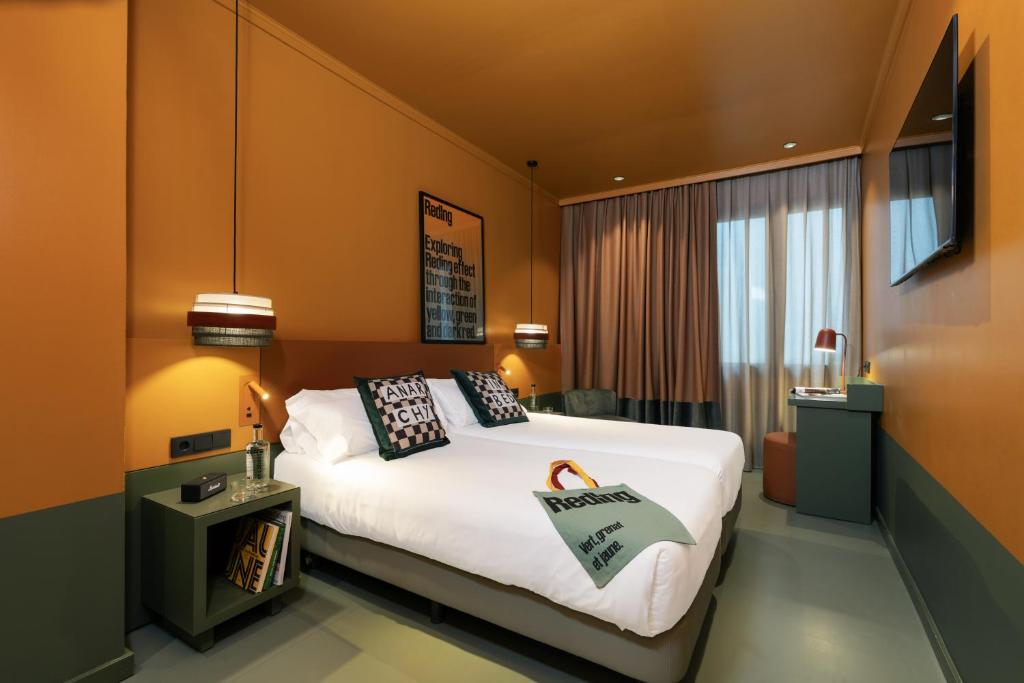 chic&basic Reding - Resim 1