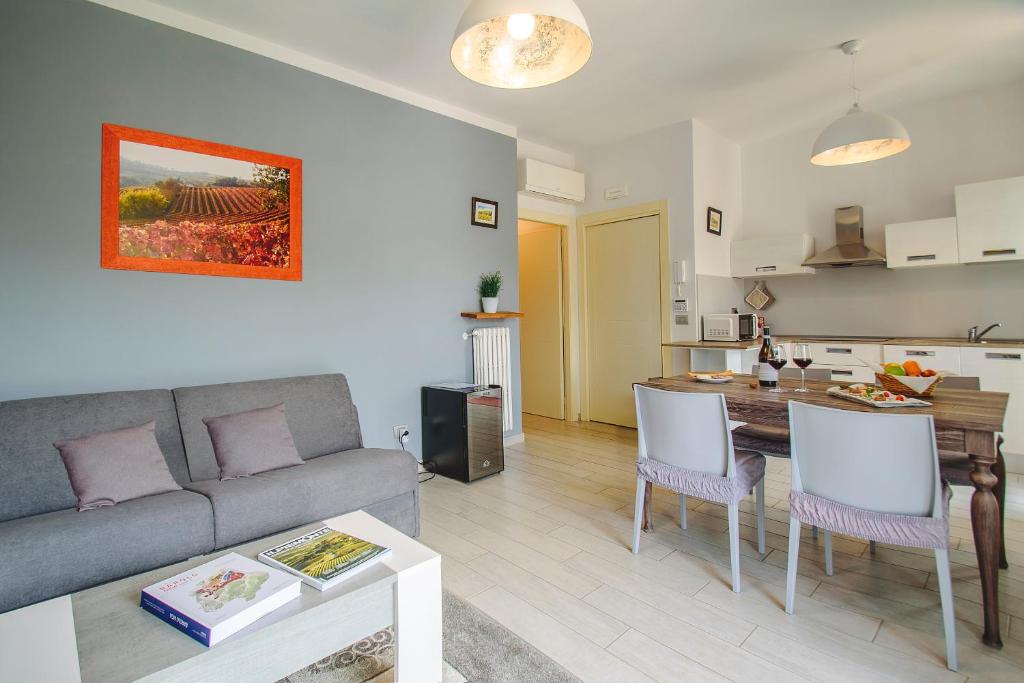 Kuchyňa alebo kuchynka v ubytovaní La Rosa nel Borgo - Suite con balcone e garage