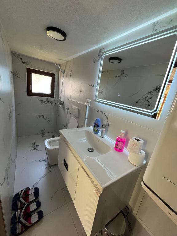 Bagno di BUJTINA IZET SELIMAj