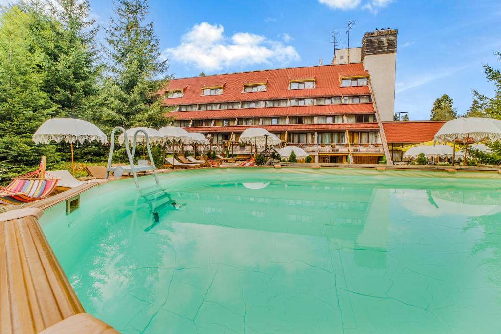 Bazén v ubytování Villas Mura with SPA & Hot Swimming Pool nebo v jeho okolí