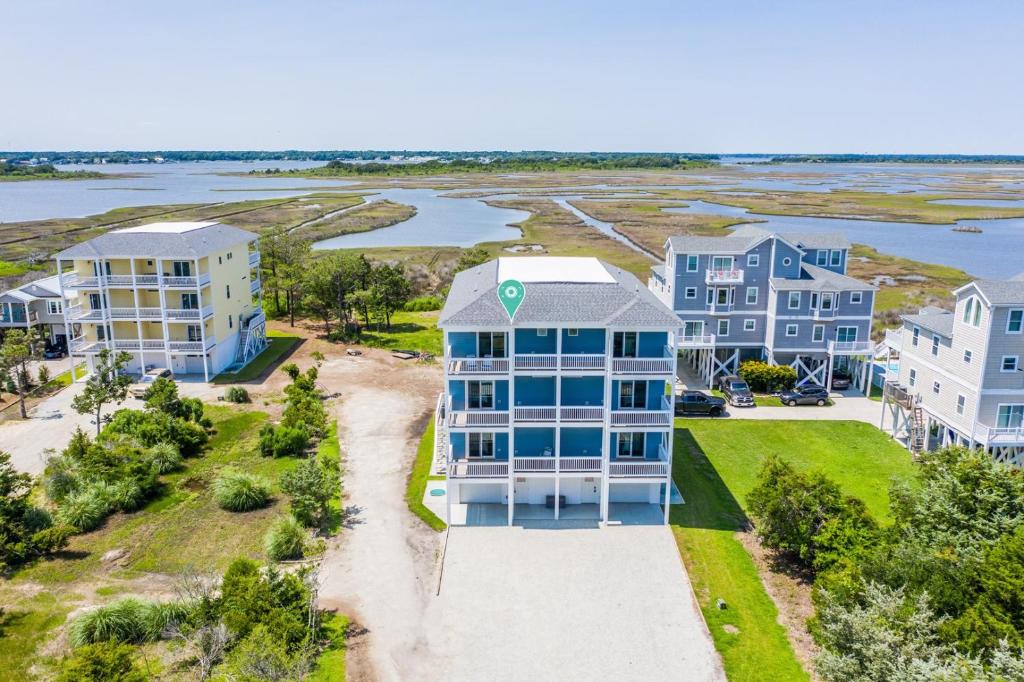 6 Bedrooms, New Construction, Ocean and Sound Views, North Topsail ...