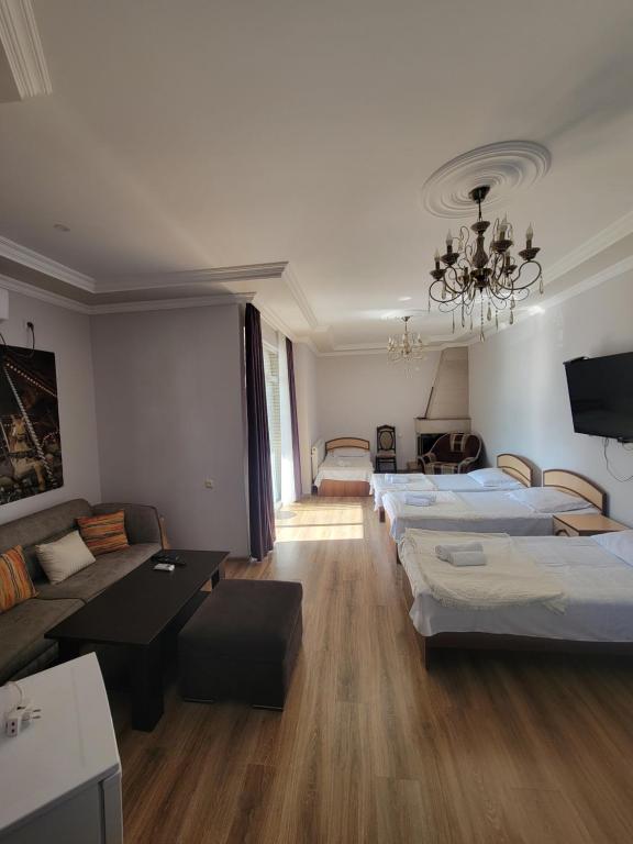 Postel nebo postele na pokoji v ubytování Guest House Deme