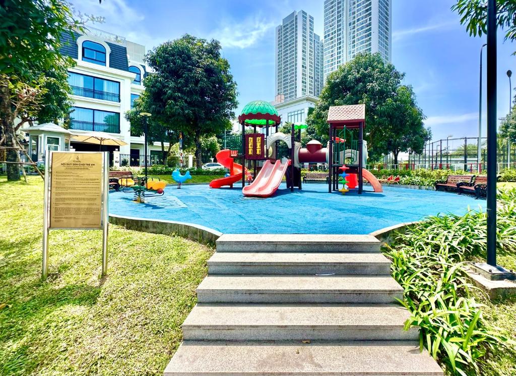 Great Studio Apt Near My Dinh Stadium And Marriott Hotel Hanoi Great Studio Apt Near My Dinh Stadium And Marriott Hotel Hanoi