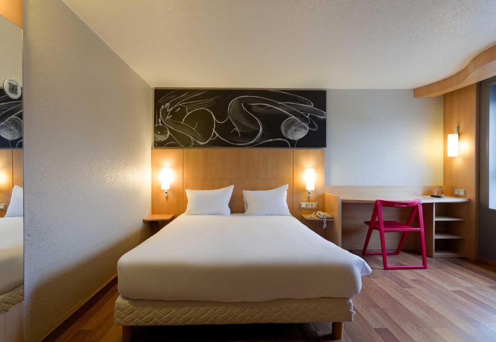 B&B HOTEL Reims Centre Erlon - Resim 15