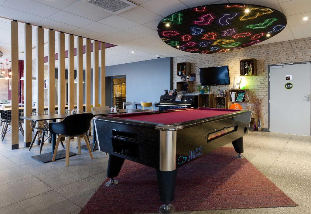 B&B HOTEL Reims Centre Erlon - Resim 23