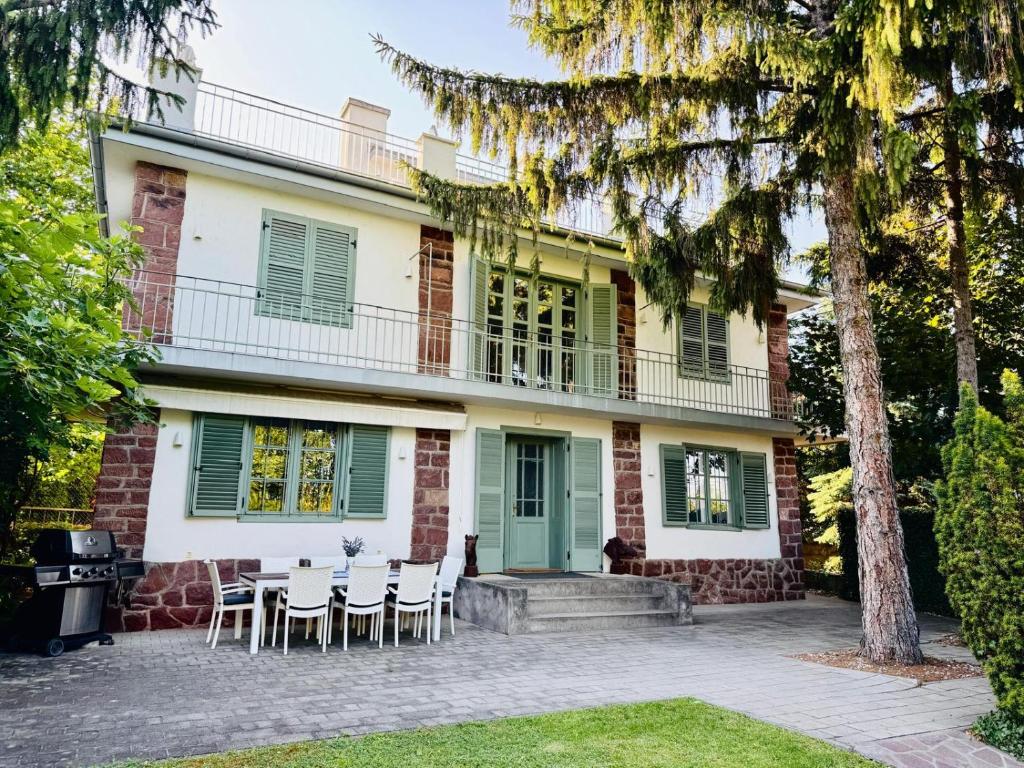 Budova, kde se prázdninový dům nachází